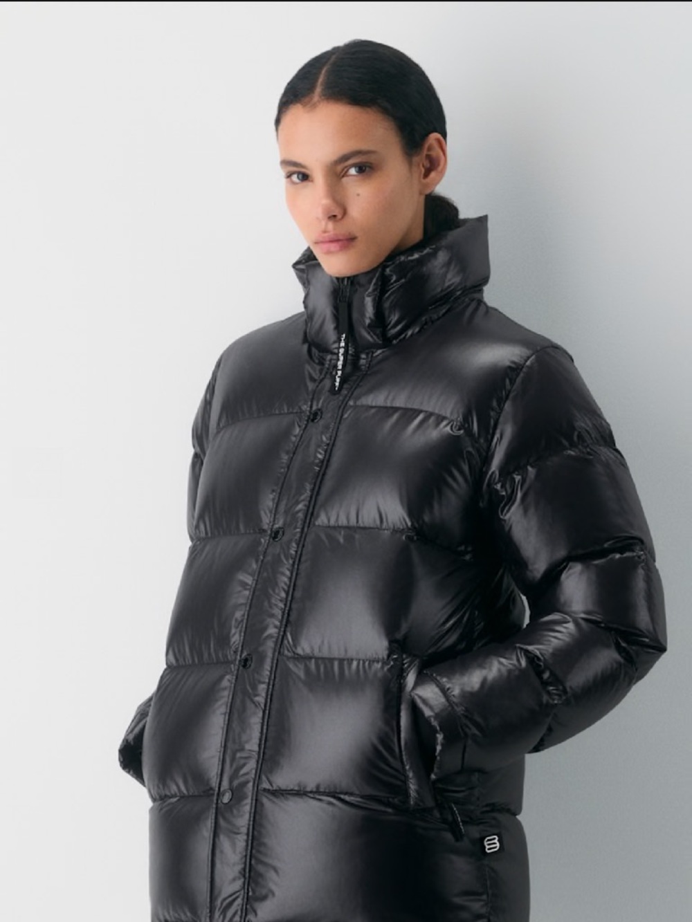 Aritzia Super Puff Mid Hi Gloss Black - Picture 15 of 16